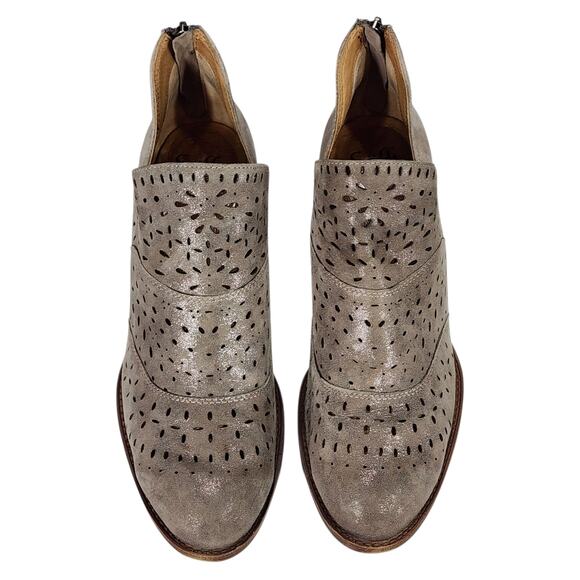 Sofft Ankle Boot Booties sz 10M Women Wyoming Taupe Laser Cut Leather 2" Western - Picture 8 of 12